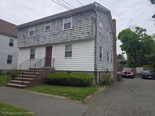 11 Guild St 2R, Quincy, MA 02169