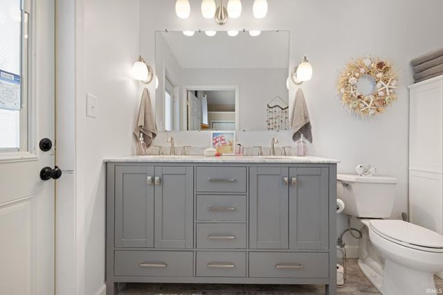 51081 Twilight Drive, Elkhart, IN 46514