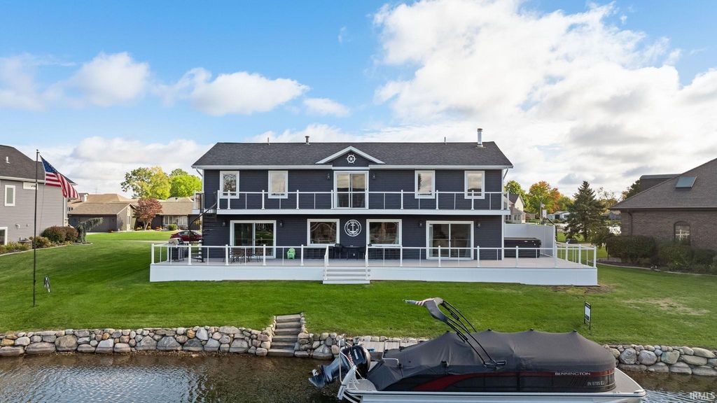 51081 Twilight Drive, Elkhart, IN 46514