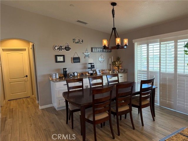 5824 White Fox Trl, Phelan, CA 92371