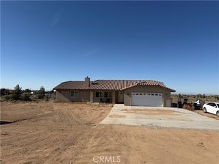 5824 White Fox Trl, Phelan, CA 92371