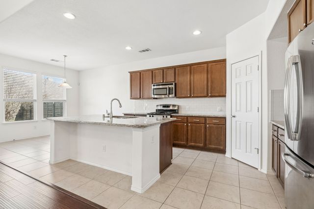 1808 Kaiser Cove, Argyle, TX 76226