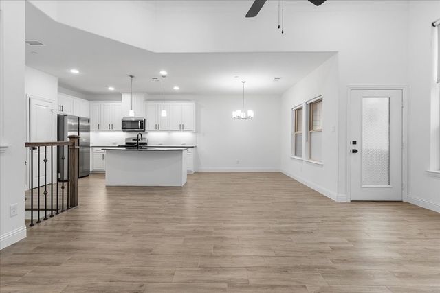 117 Canonbury Drive, Lewisville, TX 75067