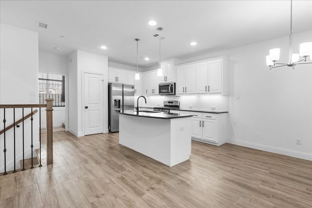 117 Canonbury Drive, Lewisville, TX 75067