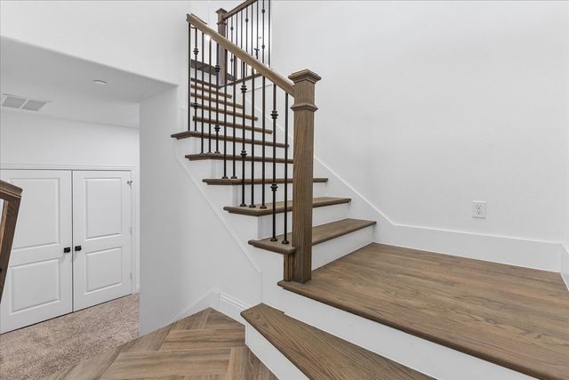 117 Canonbury Drive, Lewisville, TX 75067