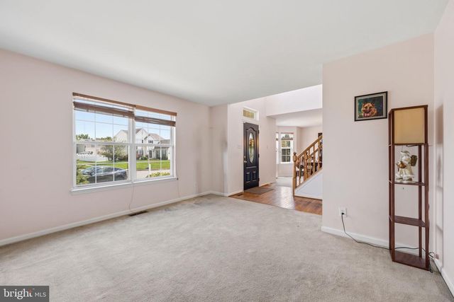 5 MAYFLOWER, Sicklerville, NJ 08081