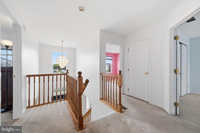 5 MAYFLOWER, Sicklerville, NJ 08081