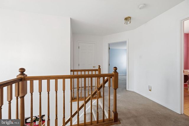 5 MAYFLOWER, Sicklerville, NJ 08081