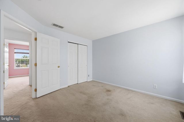 5 MAYFLOWER, Sicklerville, NJ 08081