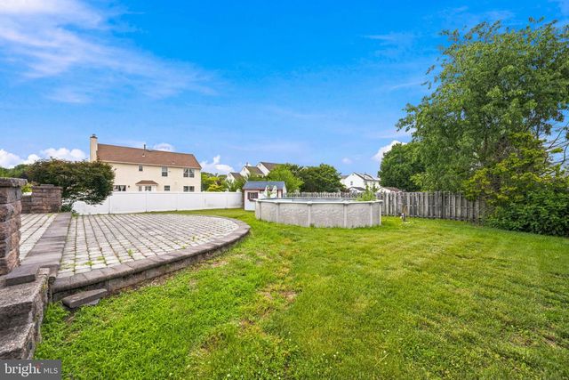5 MAYFLOWER, Sicklerville, NJ 08081