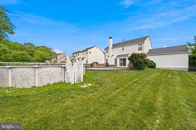 5 MAYFLOWER, Sicklerville, NJ 08081