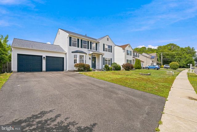 5 MAYFLOWER, Sicklerville, NJ 08081