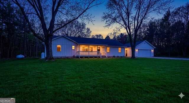100 Willow Creek Drive, Locust Grove, GA 30248