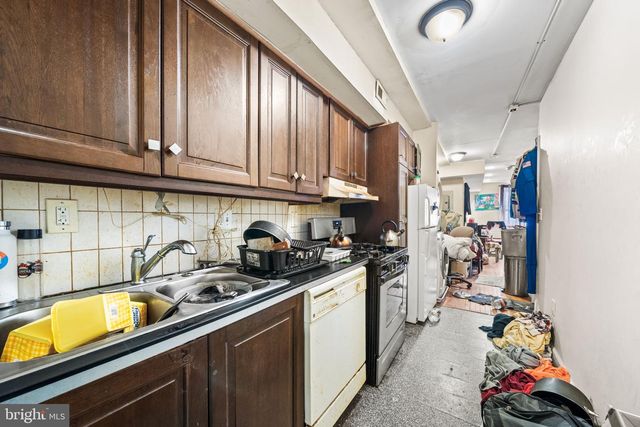 1258 MEIGS PL NE, Washington, DC 20002