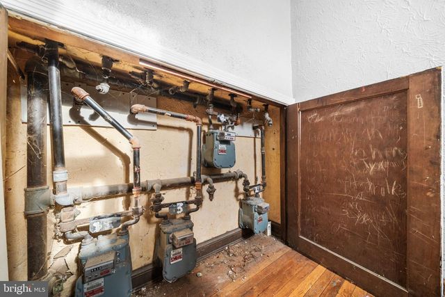 1258 MEIGS PL NE, Washington, DC 20002