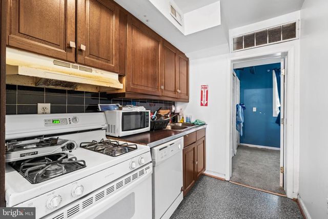 1258 MEIGS PL NE, Washington, DC 20002