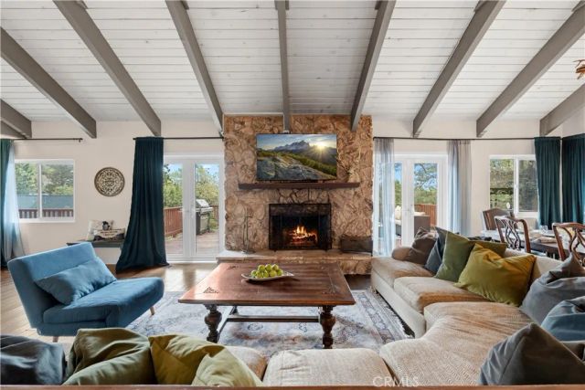 943 Nadelhorn, Lake Arrowhead, CA 92352