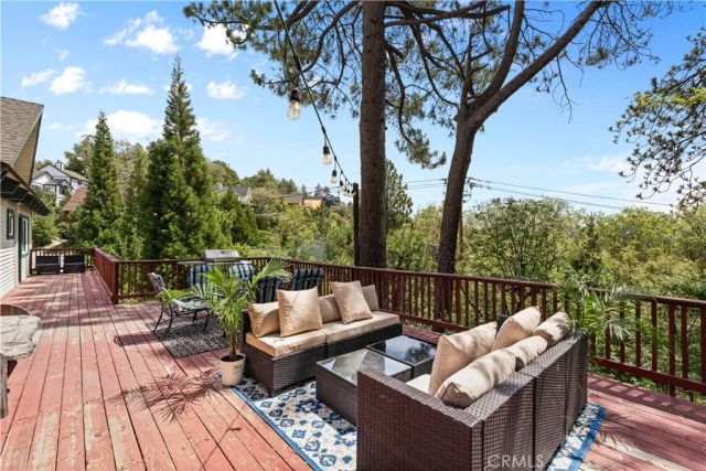 943 Nadelhorn, Lake Arrowhead, CA 92352