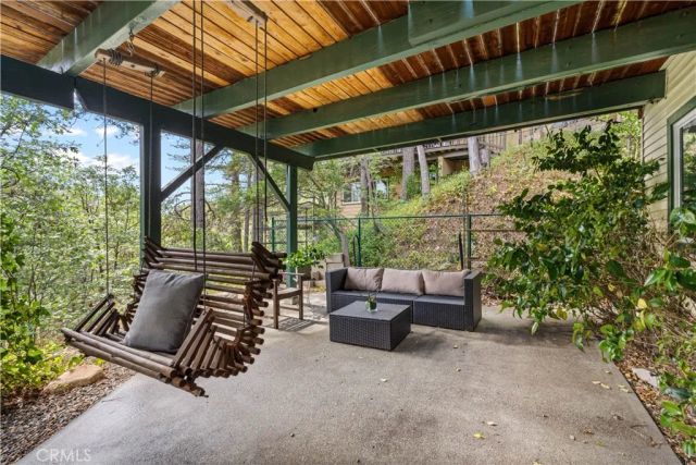 943 Nadelhorn, Lake Arrowhead, CA 92352
