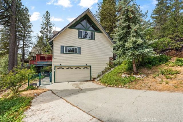 943 Nadelhorn, Lake Arrowhead, CA 92352