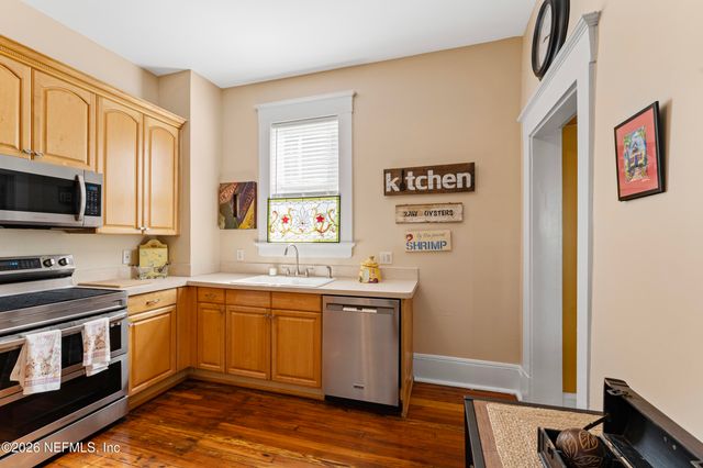 402 E 6TH Street, Jacksonville, FL 32206