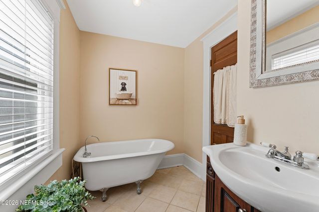 402 E 6TH Street, Jacksonville, FL 32206