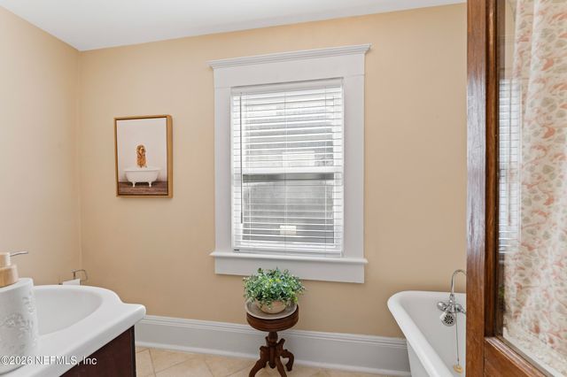 402 E 6TH Street, Jacksonville, FL 32206