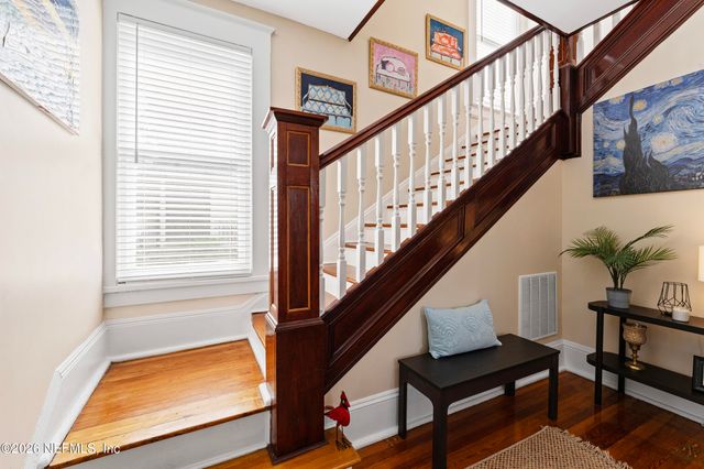 402 E 6TH Street, Jacksonville, FL 32206