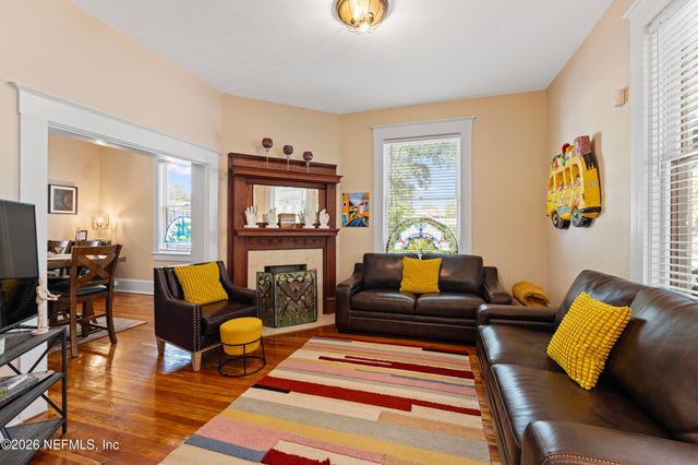 402 E 6TH Street, Jacksonville, FL 32206