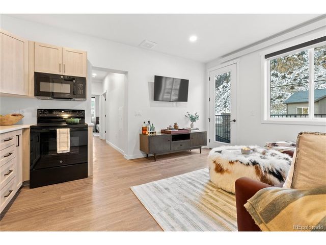 2121 Hummingbird Way 3-204, Georgetown, CO 80444