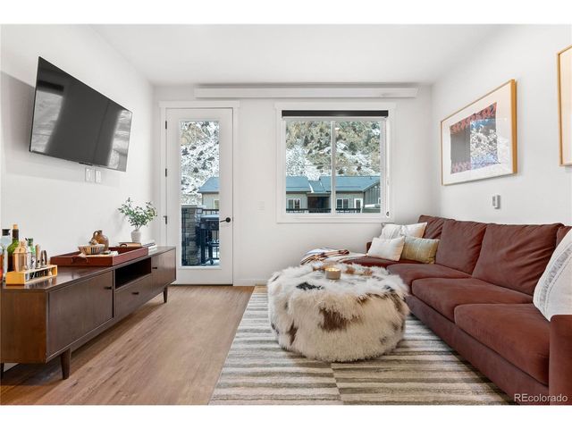 2121 Hummingbird Way 3-204, Georgetown, CO 80444