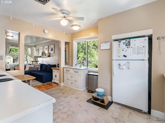 3003 WATSON Ave, Vancouver, WA 98661