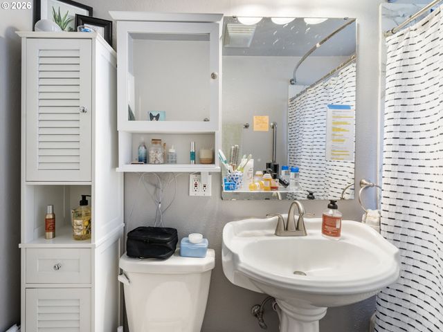 3003 WATSON Ave, Vancouver, WA 98661