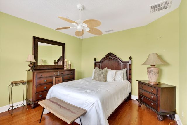 540 SW Akron Avenue, Stuart, FL 34994