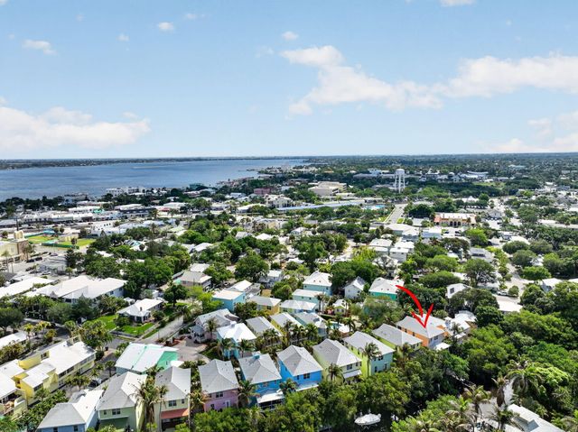 540 SW Akron Avenue, Stuart, FL 34994
