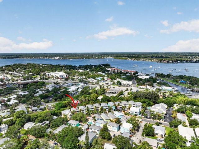 540 SW Akron Avenue, Stuart, FL 34994