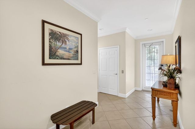 540 SW Akron Avenue, Stuart, FL 34994