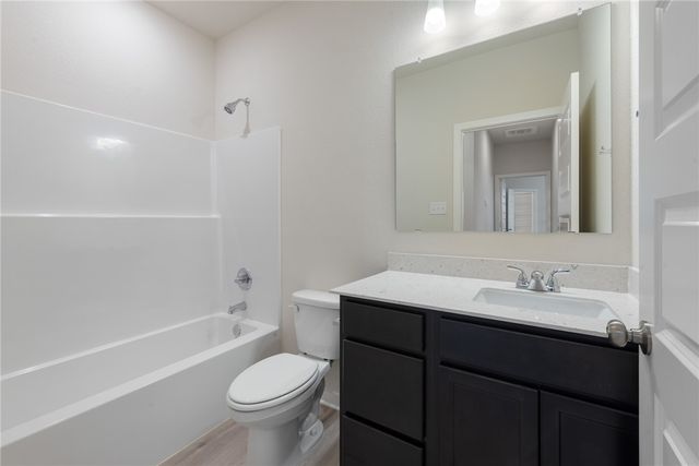 225 Cross Lane, Caldwell, TX 77836