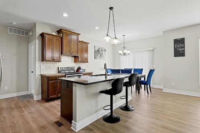 933 W Threewood, Andover, KS 67002