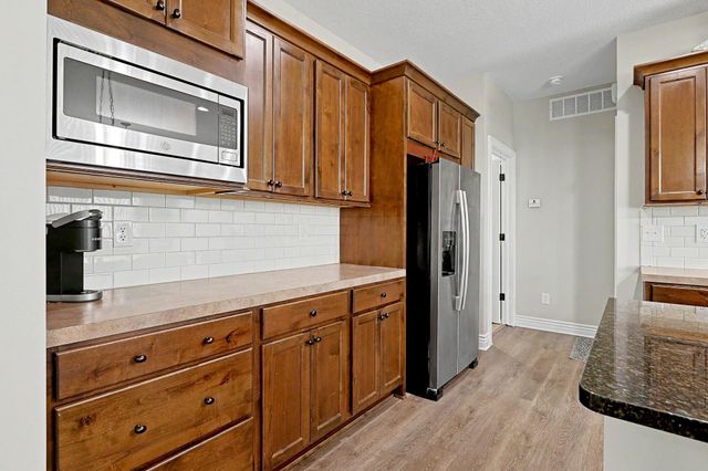 933 W Threewood, Andover, KS 67002