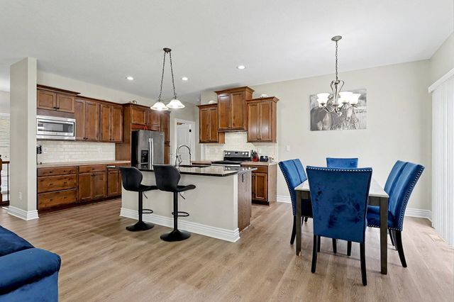 933 W Threewood, Andover, KS 67002
