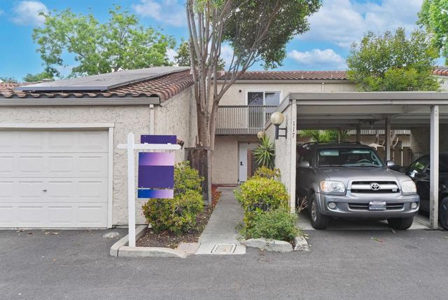 117 Mission Drive, East Palo Alto, CA 94303