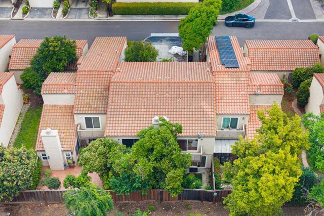 117 Mission Drive, East Palo Alto, CA 94303