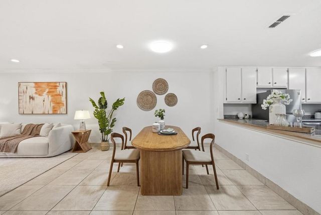 117 Mission Drive, East Palo Alto, CA 94303