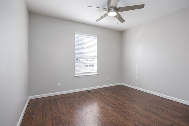 2808 Candlewicke Dr, Spring Hill, TN 37174