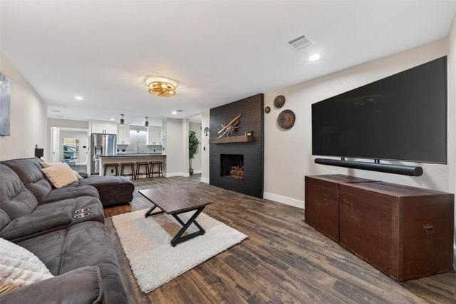 16855 E Maglitto Circle, Tomball, TX 77377