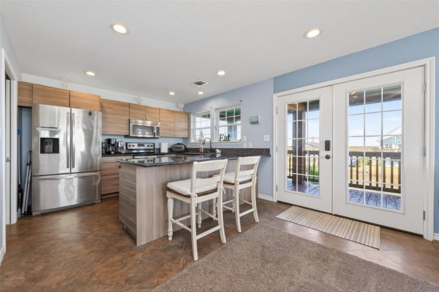 1127 County Road 299, Sargent, TX 77414