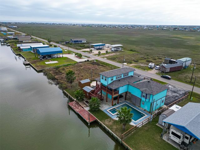 1127 County Road 299, Sargent, TX 77414