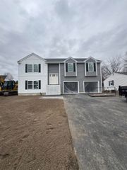 6 Hayden Street, Nashua, NH 03060