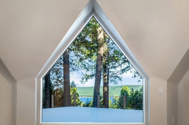 13008 Summit Ridge Dr, Nevada City, CA 95959